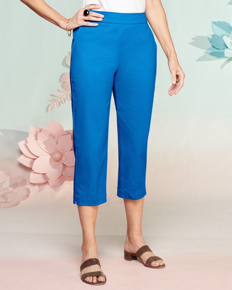 Comfort Stretch Capris image number 1