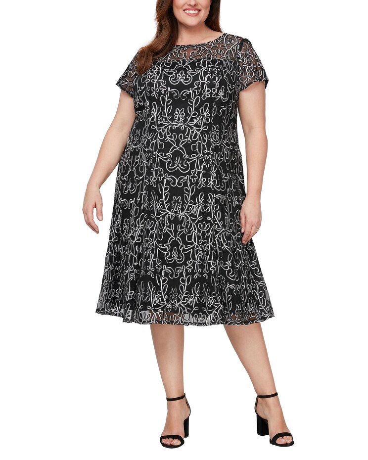 S.L. Fashions Crochet Long Blouson Dress image number 3