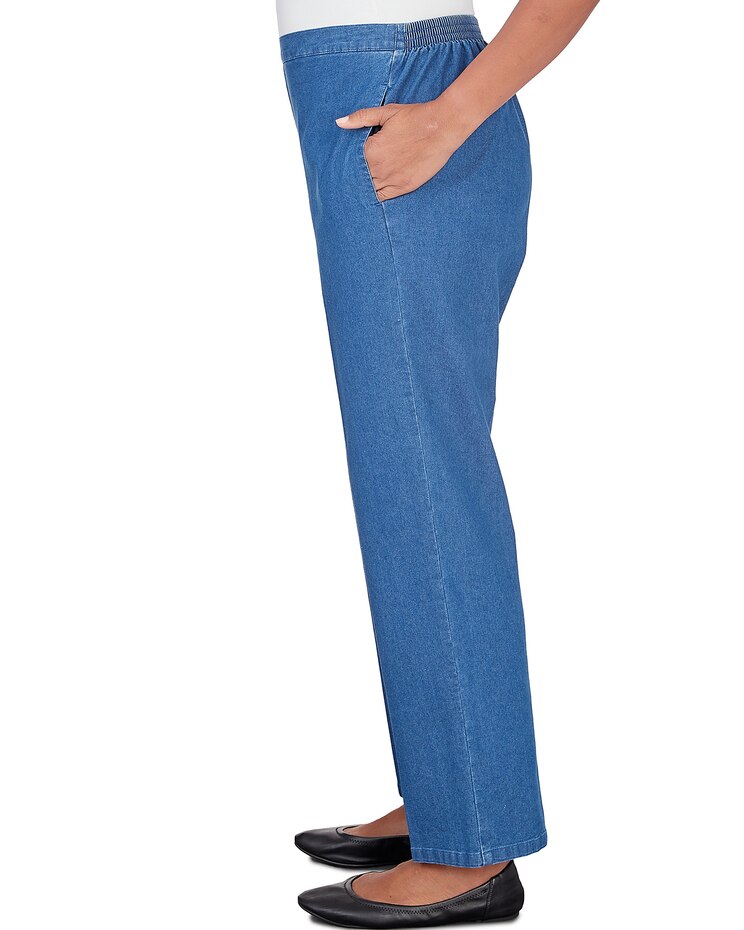 Alfred Dunner® Lavender Fields Denim Pull On Short Length Pant image number 4