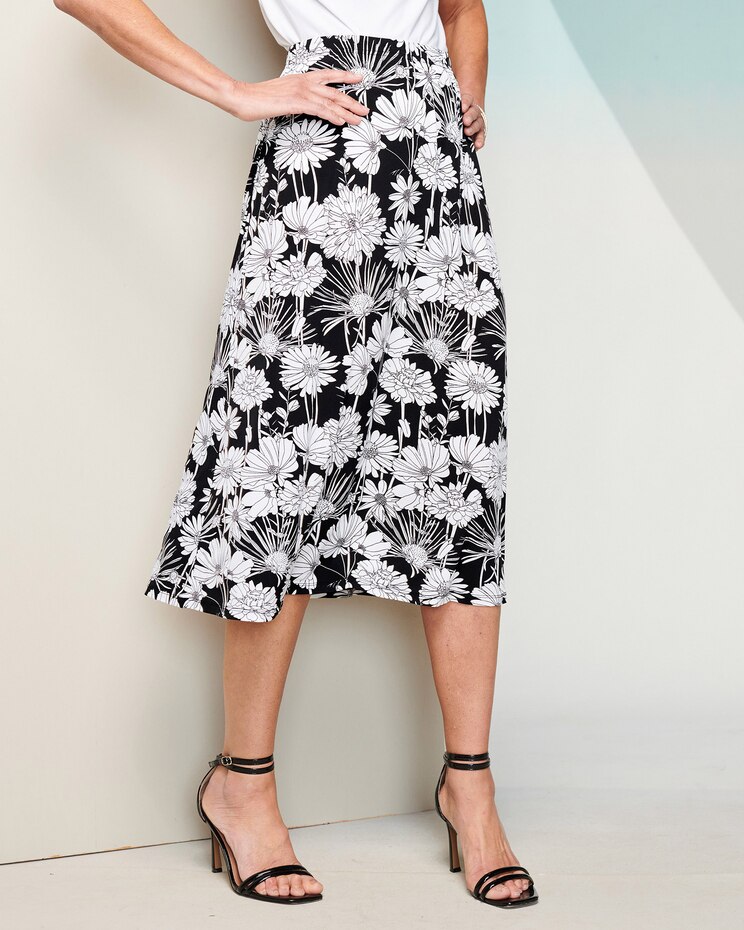 Field Of Flowers Swing Skirt image number 1