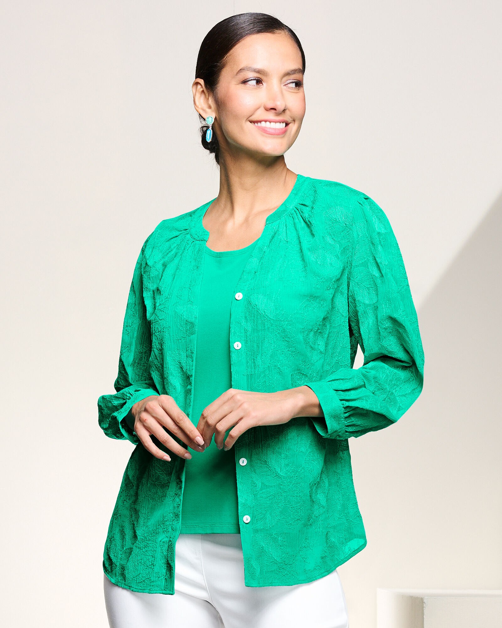 Scallop Eyelet Big Shirt | Draper's & Damon's