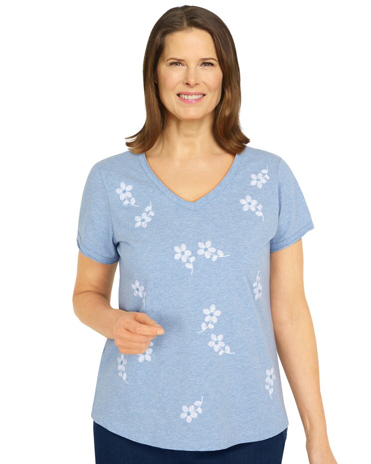 Alfred Dunner® Jean Pool Tossed Flower V-Neck Tee image number 1