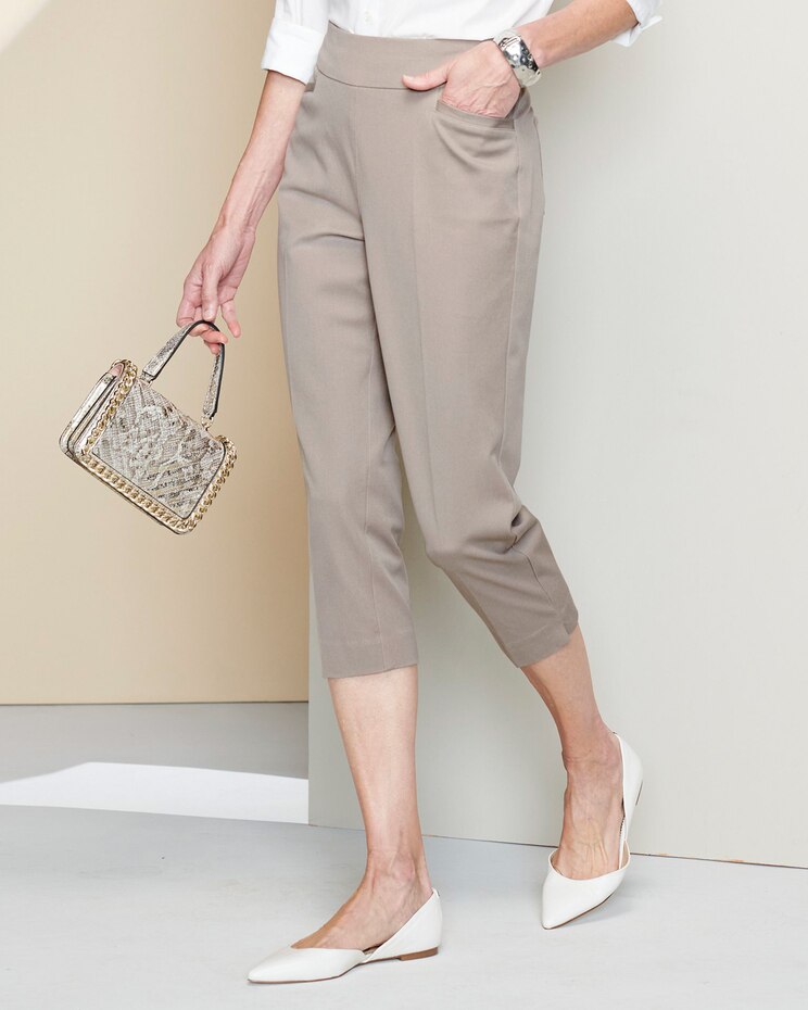 Slimtacular® Flex Fit Capris image number 1