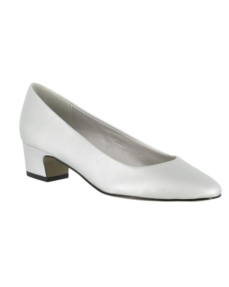 Easy Street Prim Pumps image number 1