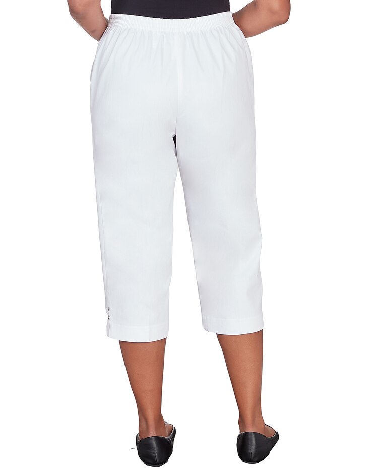 Alfred Dunner® Pull On Button Hem Twill Capri Pant image number 10
