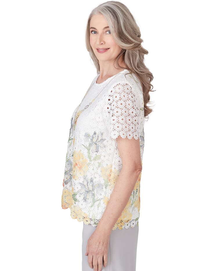 Alfred Dunner® Charleston Short Sleeve Floral Lace Top With Detachable Necklace image number 4