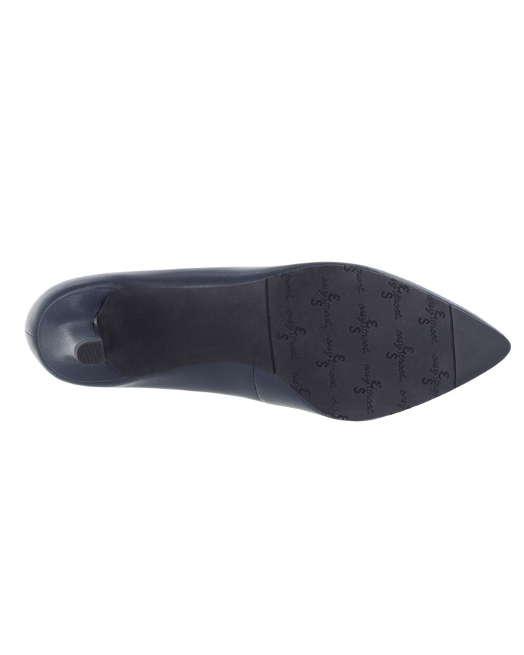 Easy Street Pointe Pumps image number 5