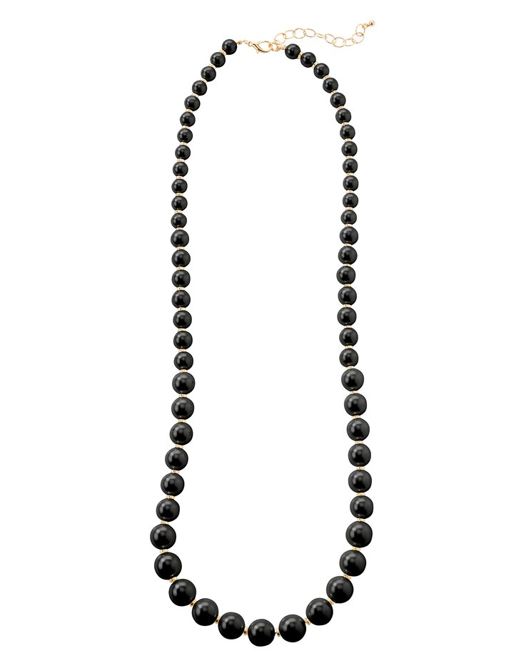 Elegant Pearls Necklace image number 1