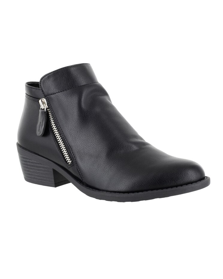 Easy Street Gusto Ankle Boots image number 1