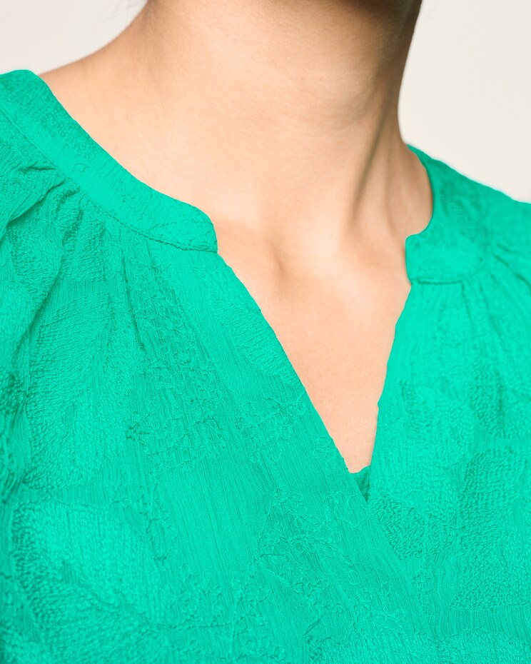 Leaf Embroidery Blouse image number 2