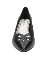 Easy Street® Pat Pumps thumbnail number 2