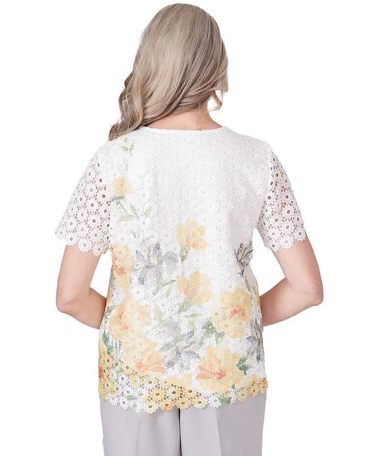 Alfred Dunner® Charleston Short Sleeve Floral Lace Top With Detachable Necklace image number 2