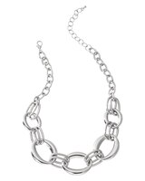 Lustrous Links Necklace thumbnail number 3