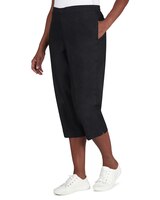 Alfred Dunner® Classic Fit Denim Capri Pant with Pockets thumbnail number 1