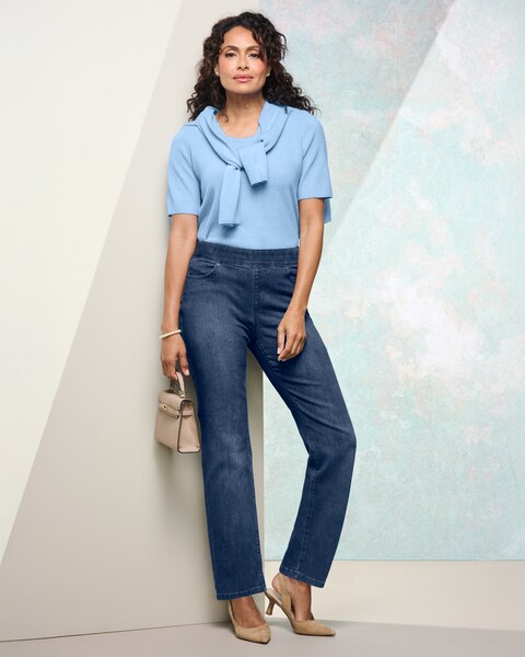 Essential Short Sleeve Tee & Slimtacular Dream Jeans Straight Leg