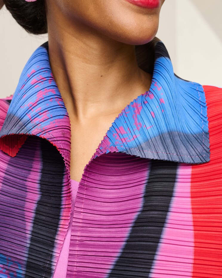 Color Pop Pleats Jacket image number 3